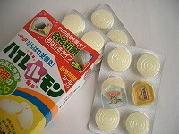 ���i�F��̂��َq