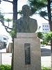 松尾伝蔵の像