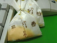 �H��d����Ђ�